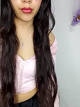 Snapshot of Umaru_uwu chatting on September 22, 2025, 12:00 pm Umaru uwu online show from September 22, 2025, 12:00 pm