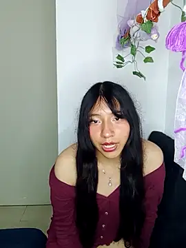 Snapshot of Umaru_uwu chatting on September 15, 2025, 4:35 am Umaru uwu online show from September 15, 2025, 4:35 am