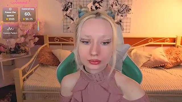 Katia Kim online show from March 8, 2026, 6:28 am