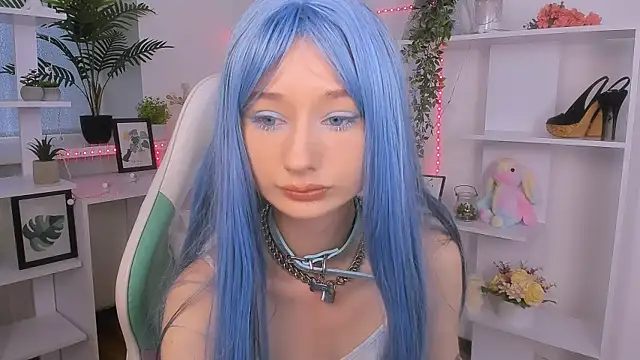 Katia Kim online show from November 1, 2025, 6:19 am