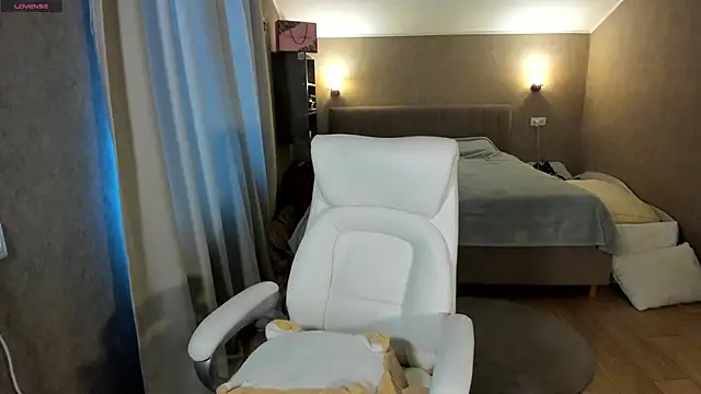 Your Wet Desire online show from April 5, 2026, 4:19 am