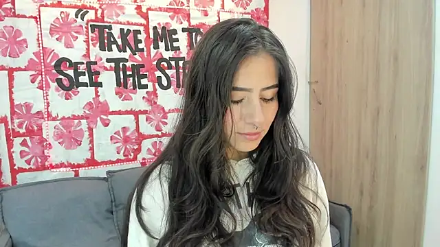 Mhelanny2 online show from March 5, 2025, 5:07 am