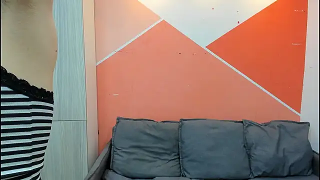 Mhelanny2 online show from October 17, 2025, 5:59 pm