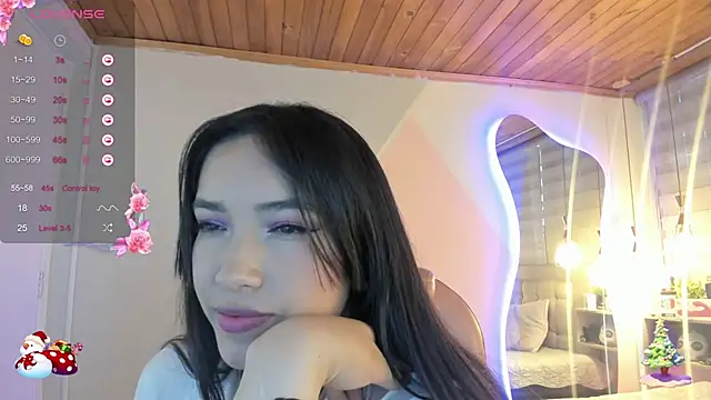 cristal  hot 1 online show from December 2, 2025, 5:03 pm