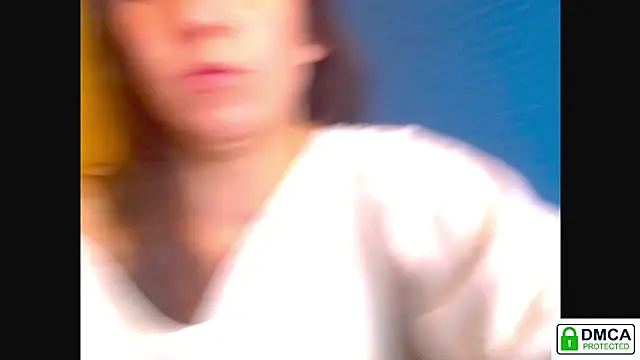 Snapshot of Sophi_Cute chatting on January 10, 2026, 12:55 pm Sophi Cute online show from January 10, 2026, 12:55 pm