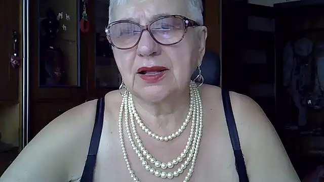 Snapshot of SweetCherry27 chatting on September 10, 2025, 5:39 am SweetCherry27 online show from September 10, 2025, 5:39 am