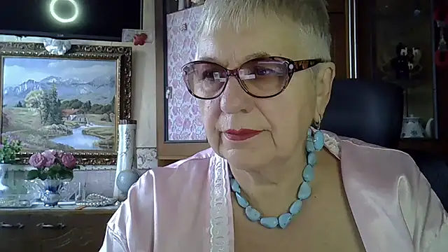 Snapshot of SweetCherry27 chatting on September 15, 2025, 4:35 am SweetCherry27 online show from September 15, 2025, 4:35 am