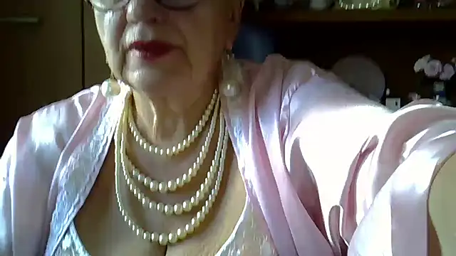 Snapshot of SweetCherry27 chatting on September 20, 2025, 6:07 am SweetCherry27 online show from September 20, 2025, 6:07 am