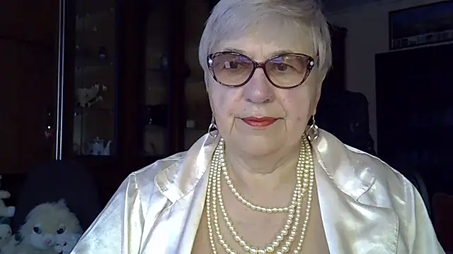 Snapshot of SweetCherry27 chatting on March 17, 2025, 4:29 am SweetCherry27 online show from March 17, 2025, 4:29 am