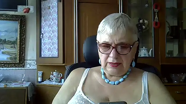 Snapshot of SweetCherry27 chatting on September 11, 2025, 7:08 am SweetCherry27 online show from September 11, 2025, 7:08 am