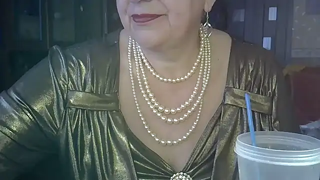 Snapshot of SweetCherry27 chatting on March 23, 2025, 5:00 am SweetCherry27 online show from March 23, 2025, 5:00 am