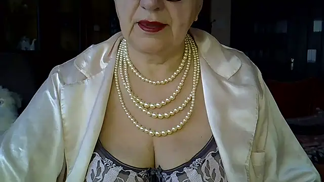 Snapshot of SweetCherry27 chatting on March 18, 2025, 5:02 am SweetCherry27 online show from March 18, 2025, 5:02 am