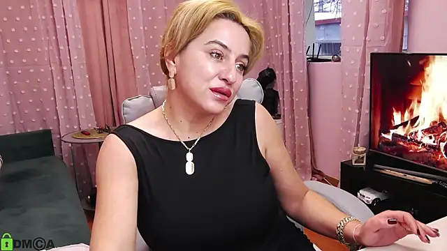 Snapshot of CarrieLoveX chatting on March 2, 2025, 5:33 am CarrieLoveX online show from March 2, 2025, 5:33 am