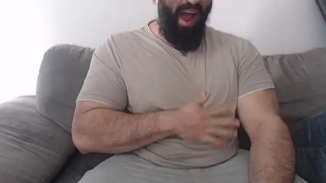hugemachohandsome online show from May 9, 2026, 6:28 am