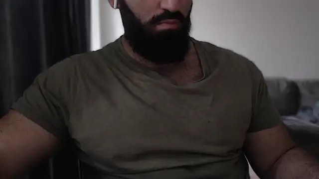 hugemachohandsome online show from October 20, 2025, 6:59 am