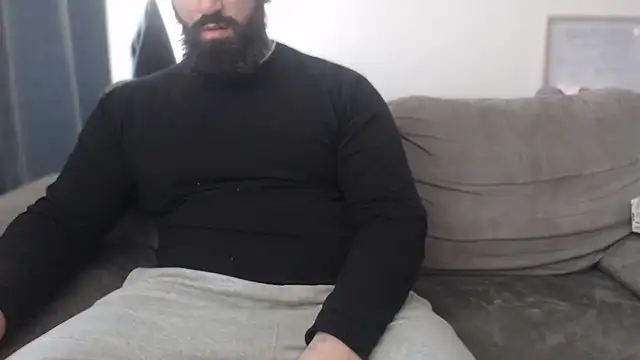 hugemachohandsome online show from January 11, 2026, 10:11 am