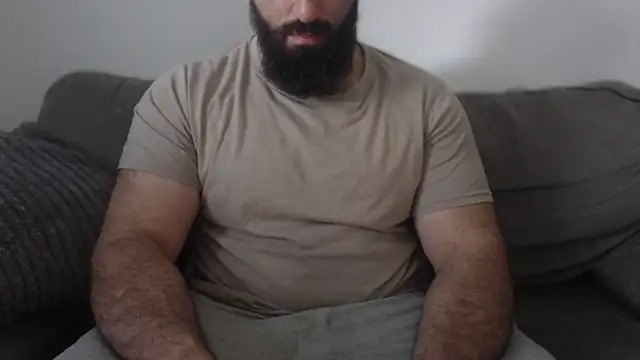 Snapshot of hugemachohandsome chatting on June 18, 2026, 6:23 am hugemachohandsome online show from June 18, 2026, 6:23 am