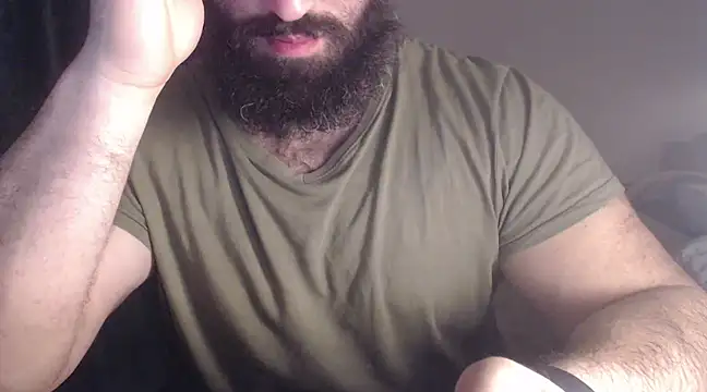 Snapshot of hugemachohandsome chatting on March 11, 2025, 10:42 pm hugemachohandsome online show from March 11, 2025, 10:42 pm