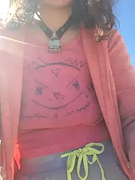 Snapshot of Darling_Sunstorm chatting on November 21, 2025, 7:24 pm Darling Sunstorm online show from November 21, 2025, 7:24 pm