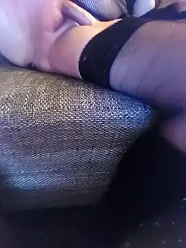 Zu Real online show from December 8, 2024, 6:01 am