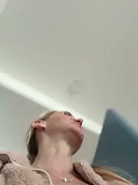 MessyNastyQueen online show from February 27, 2025, 12:12 pm