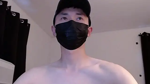 twbobo00715 online show from September 17, 2025, 9:39 pm