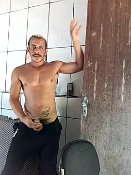 MachoScorpionCaralho online show from February 17, 2025, 6:39 pm