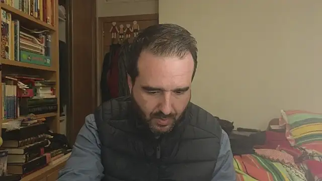 Snapshot of curiosillo83 chatting on February 15, 2026, 7:46 pm curiosillo83 online show from February 15, 2026, 7:46 pm