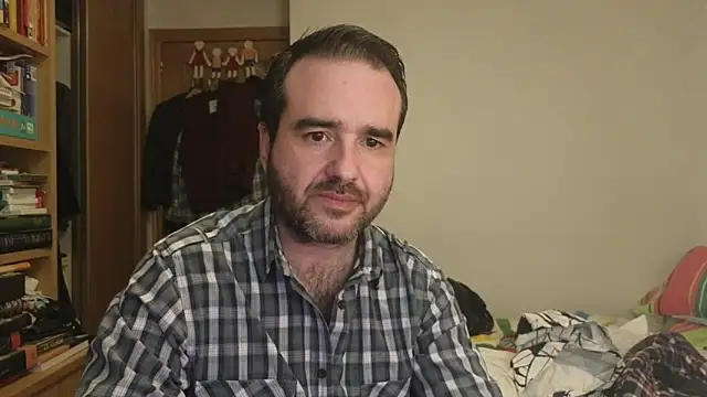 Snapshot of curiosillo83 chatting on February 27, 2026, 3:34 pm curiosillo83 online show from February 27, 2026, 3:34 pm