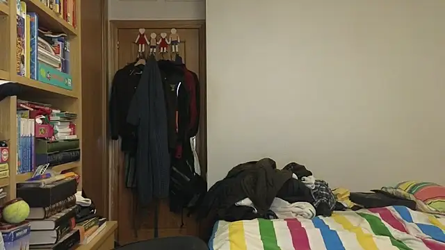 curiosillo83 online show from March 21, 2026, 7:42 am