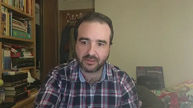 Snapshot of curiosillo83 chatting on February 19, 2026, 3:09 pm curiosillo83 online show from February 19, 2026, 3:09 pm