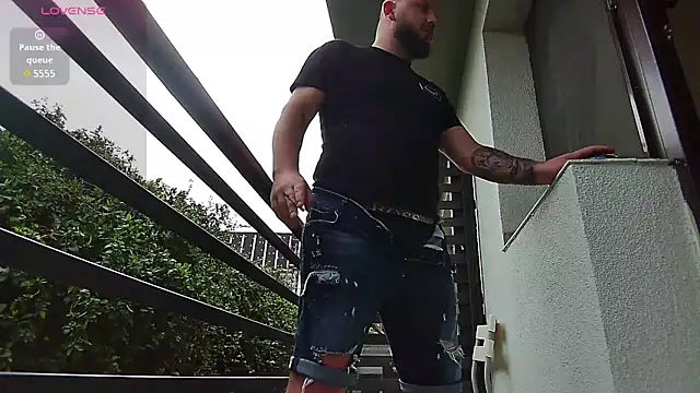 hopeandhupe online show from March 15, 2025, 3:27 pm