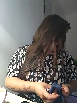 Sakura 0505 online show from November 9, 2025, 8:02 pm