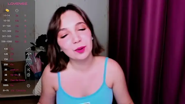 Snapshot of KindHazelHere_ chatting on March 4, 2025, 4:30 pm KindHazelHere online show from March 4, 2025, 4:30 pm