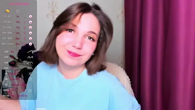 Snapshot of KindHazelHere_ chatting on March 10, 2025, 10:24 pm KindHazelHere online show from March 10, 2025, 10:24 pm
