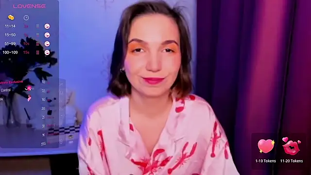 Snapshot of KindHazelHere_ chatting on December 15, 2025, 3:18 pm KindHazelHere online show from December 15, 2025, 3:18 pm