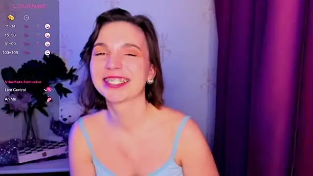 Snapshot of KindHazelHere_ chatting on December 20, 2025, 4:37 am KindHazelHere online show from December 20, 2025, 4:37 am