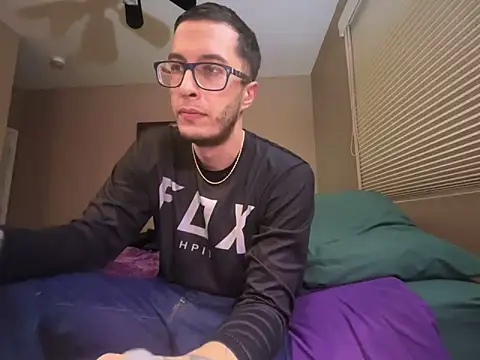 Snapshot of Bwcjoshbanks chatting on November 22, 2025, 4:11 am Bwcjoshbanks online show from November 22, 2025, 4:11 am