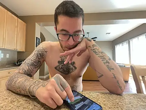 Snapshot of Bwcjoshbanks chatting on September 12, 2025, 5:24 pm Bwcjoshbanks online show from September 12, 2025, 5:24 pm