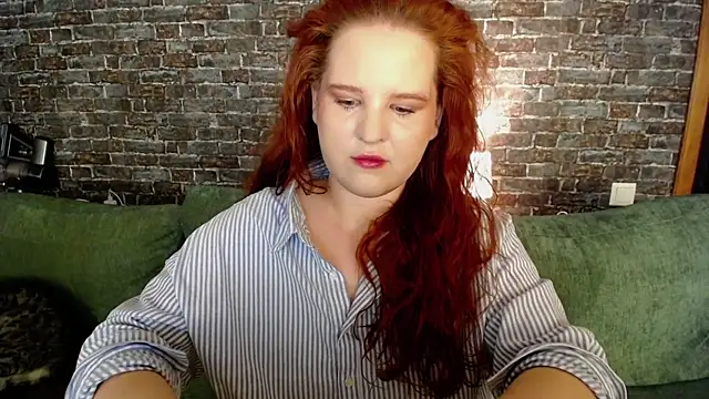 Snapshot of FlowerOfFreedom_ chatting on December 15, 2025, 6:08 am FlowerOfFreedom online show from December 15, 2025, 6:08 am