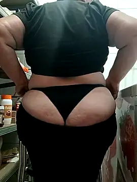 eroticjessitop online show from November 10, 2025, 5:29 pm