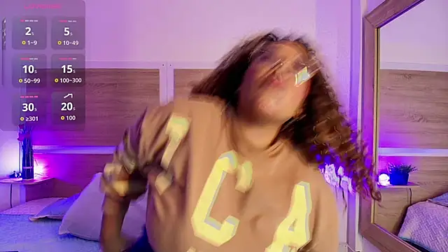  nickypurple  online show from October 7, 2025, 7:15 pm