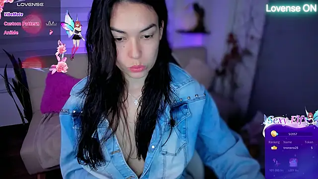 Snapshot of Lunlunera chatting on May 19, 2026, 2:29 am Lunlunera online show from May 19, 2026, 2:29 am