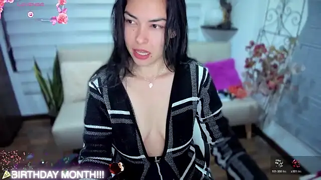 Lunlunera online show from November 18, 2025, 4:05 am