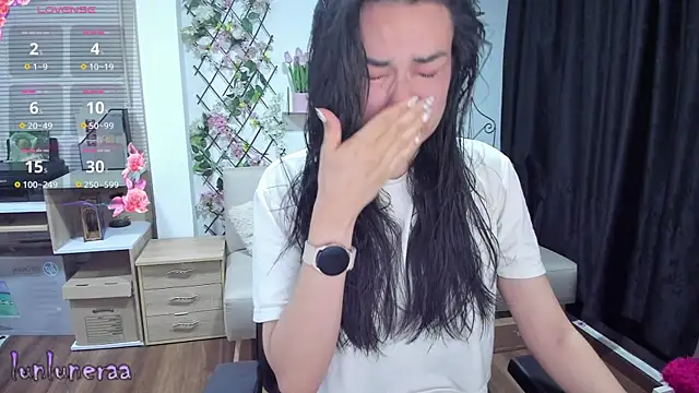 Lunlunera online show from March 8, 2025, 3:17 am