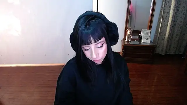 Snapshot of _holy_1 chatting on February 15, 2025, 3:09 am  holy 1 online show from February 15, 2025, 3:09 am