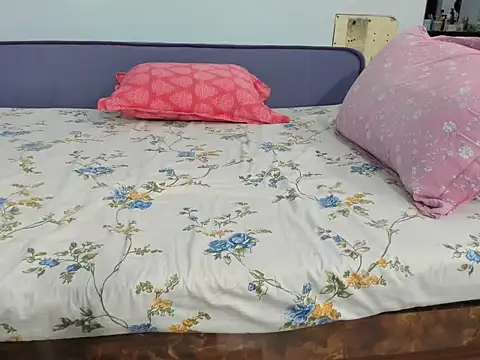 Snapshot of ArjunDeeper chatting on December 15, 2025, 3:07 pm ArjunDeeper online show from December 15, 2025, 3:07 pm