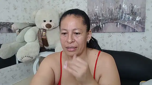 Snapshot of mature_martina chatting on February 28, 2026, 8:03 am mature martina online show from February 28, 2026, 8:03 am