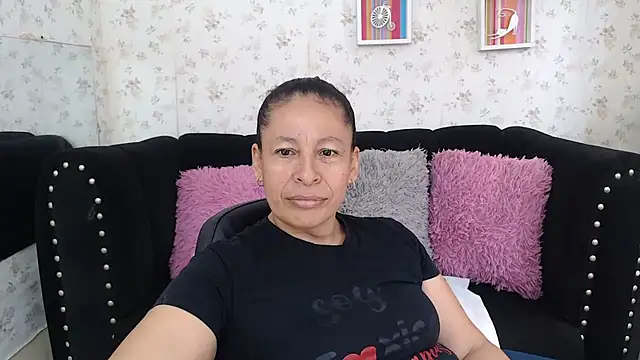 Snapshot of mature_martina chatting on January 12, 2026, 7:20 pm mature martina online show from January 12, 2026, 7:20 pm