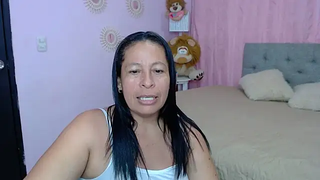 mature martina online show from October 18, 2025, 10:39 am